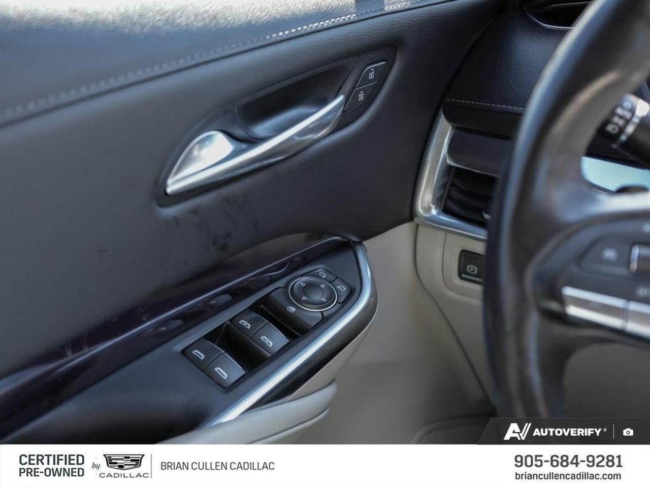 2022 Cadillac XT4 FWD Luxury FWD 4dr Luxury Photo