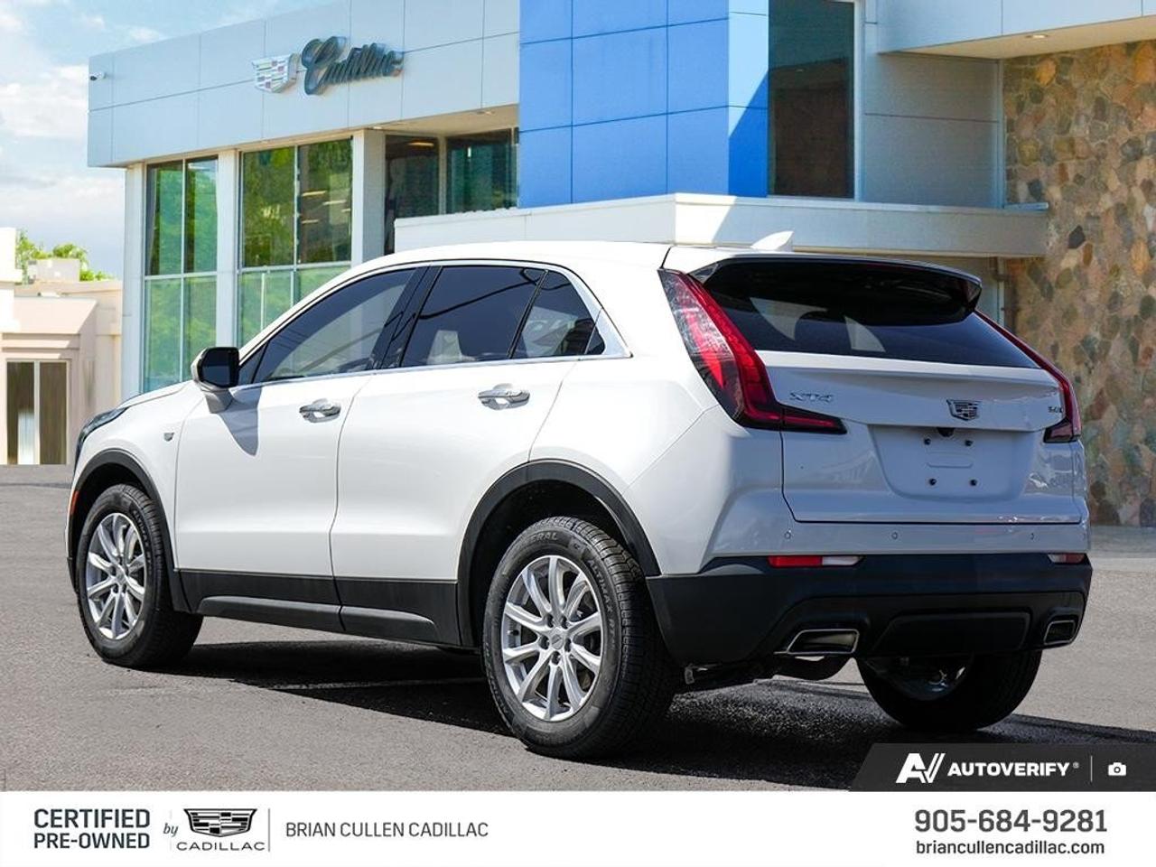 2022 Cadillac XT4 FWD Luxury FWD 4dr Luxury Photo3