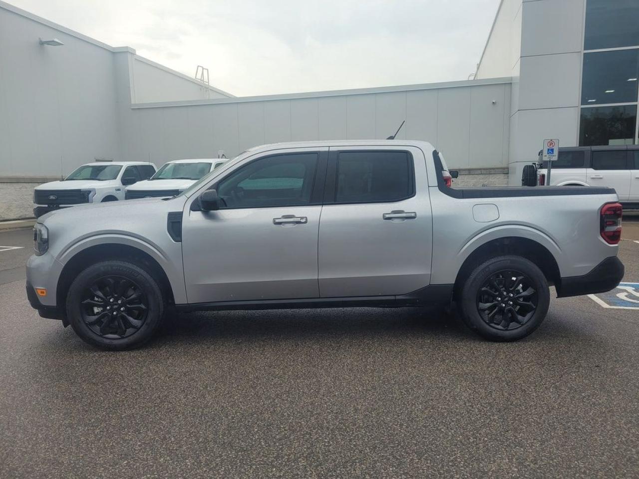 2024 Ford Maverick Lariat Photo20
