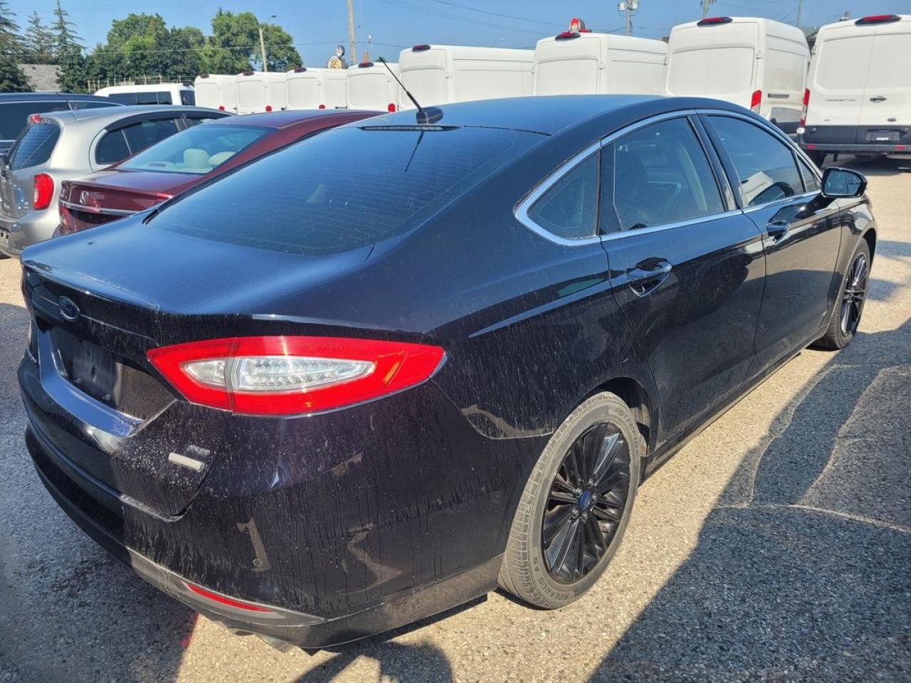 2016 Ford Fusion SE Photo4