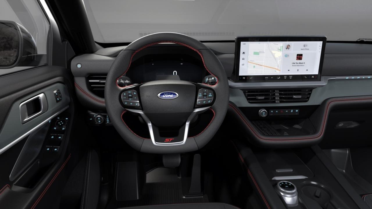 2025 Ford Explorer ST Photo