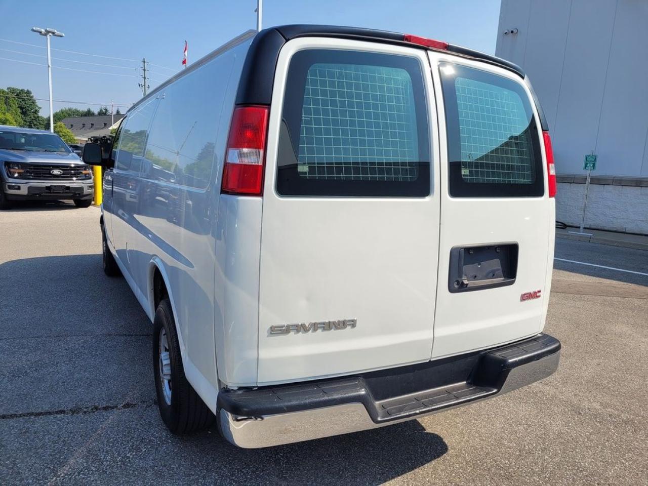 2020 GMC Savana 3500 Work Van Photo24