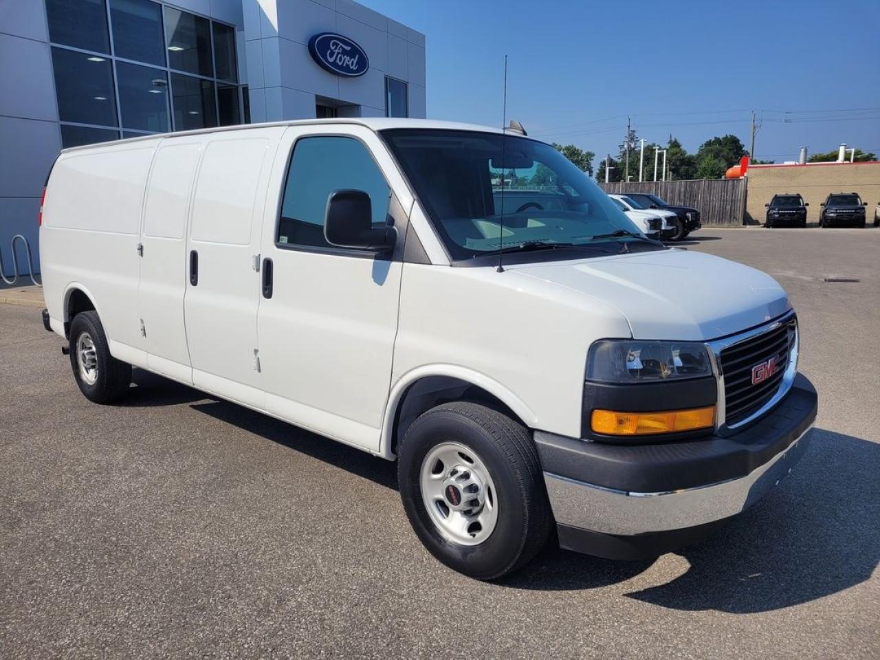 2020 GMC Savana 3500 Work Van Photo9