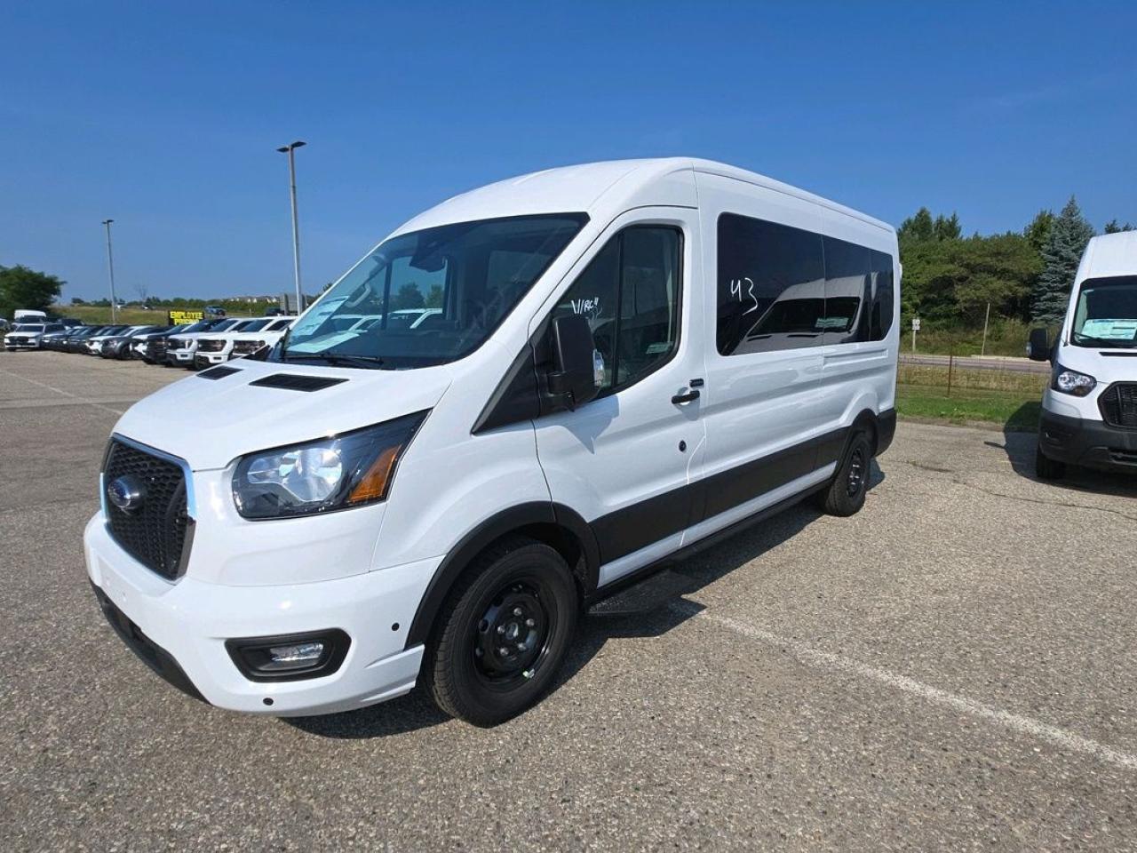 New 2025 Ford Transit Passenger Wagon XLT for sale in New Hamburg, ON