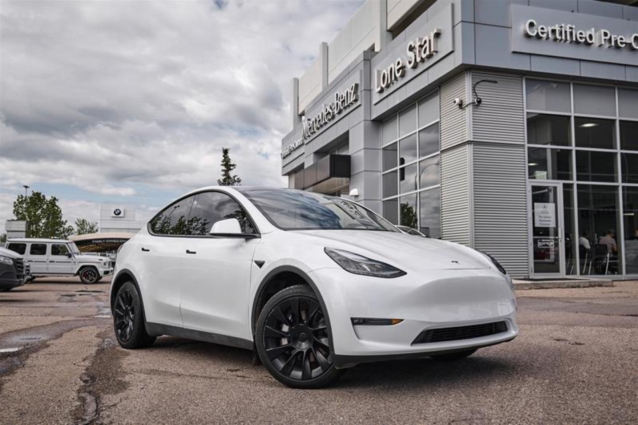 Used 2023 Tesla Model Y  for sale in Calgary, AB