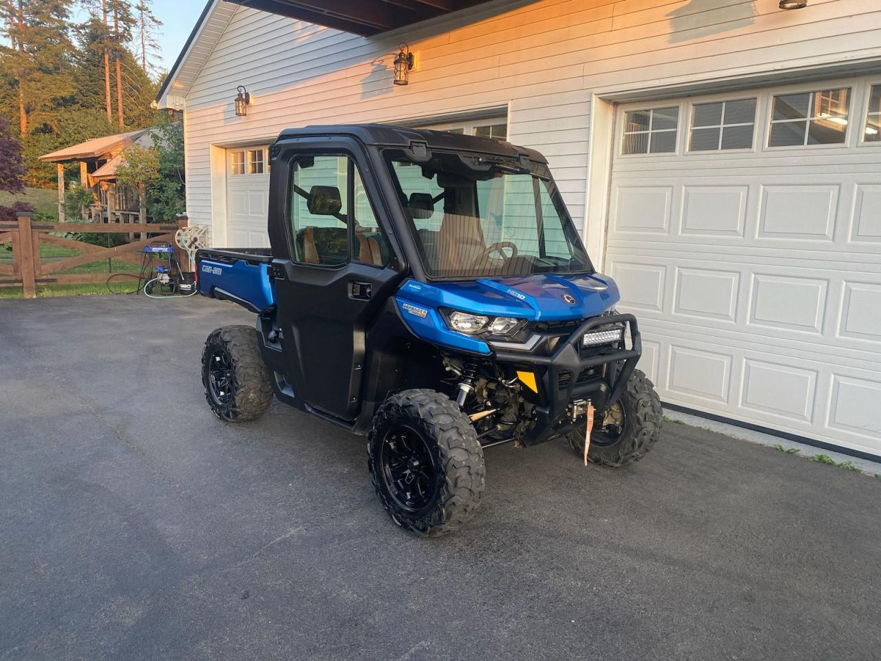 2021 Can-Am Defender HD10  - Photo #2