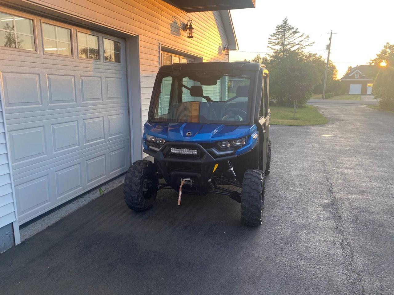 2021 Can-Am Defender HD10  - Photo #3