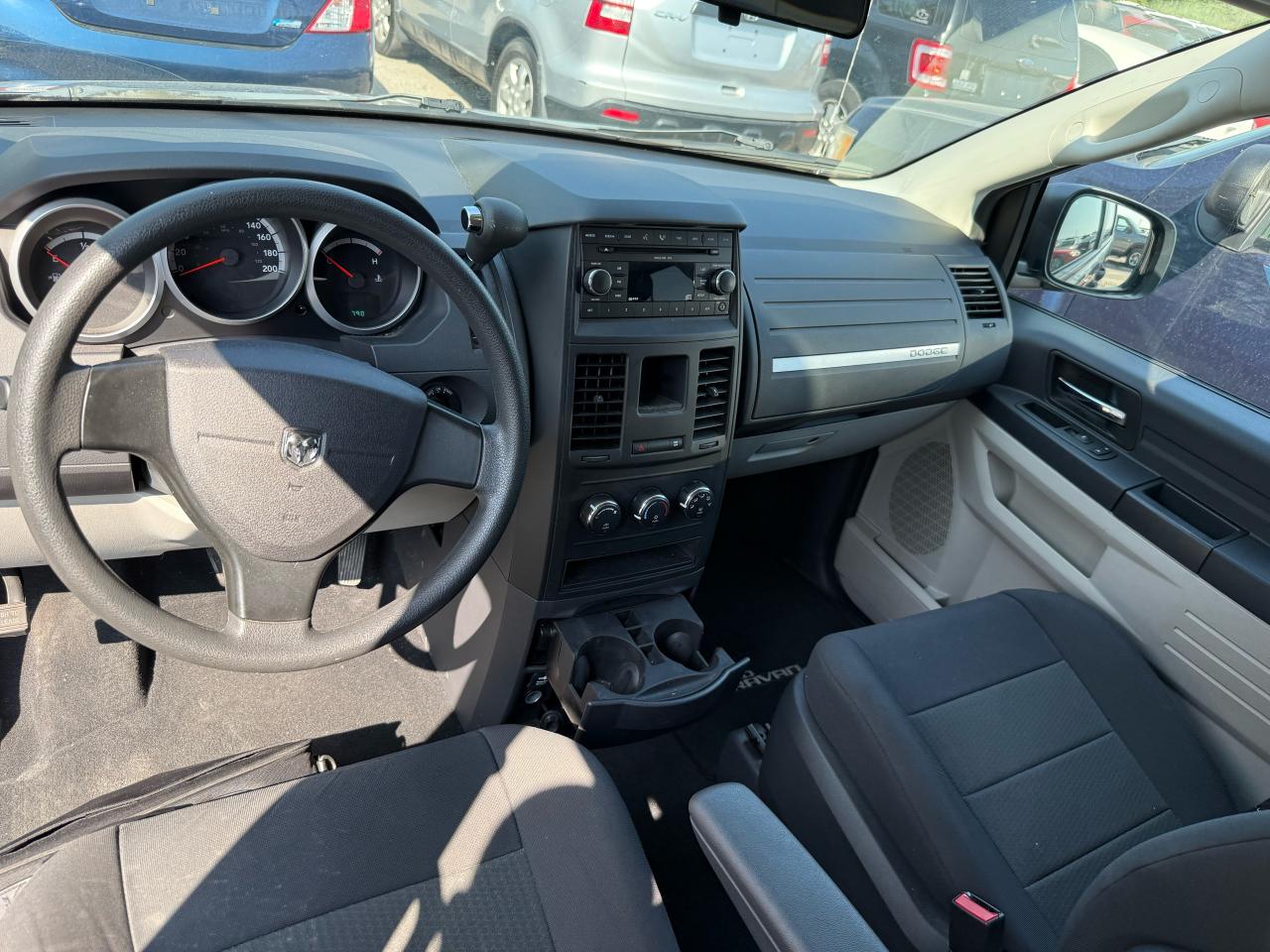 2008 Dodge Grand Caravan SE - Photo #6