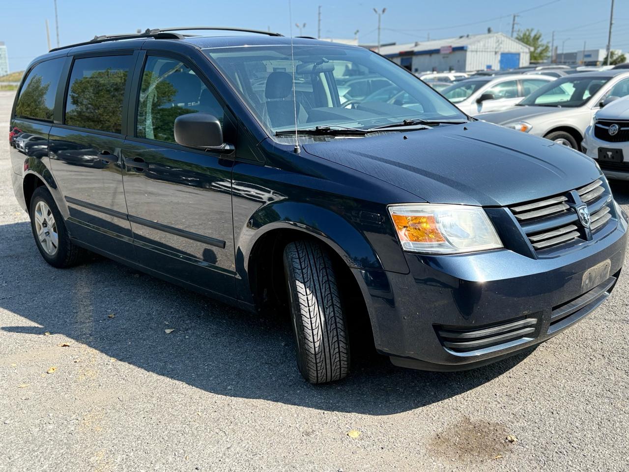 2008 Dodge Grand Caravan SE - Photo #2