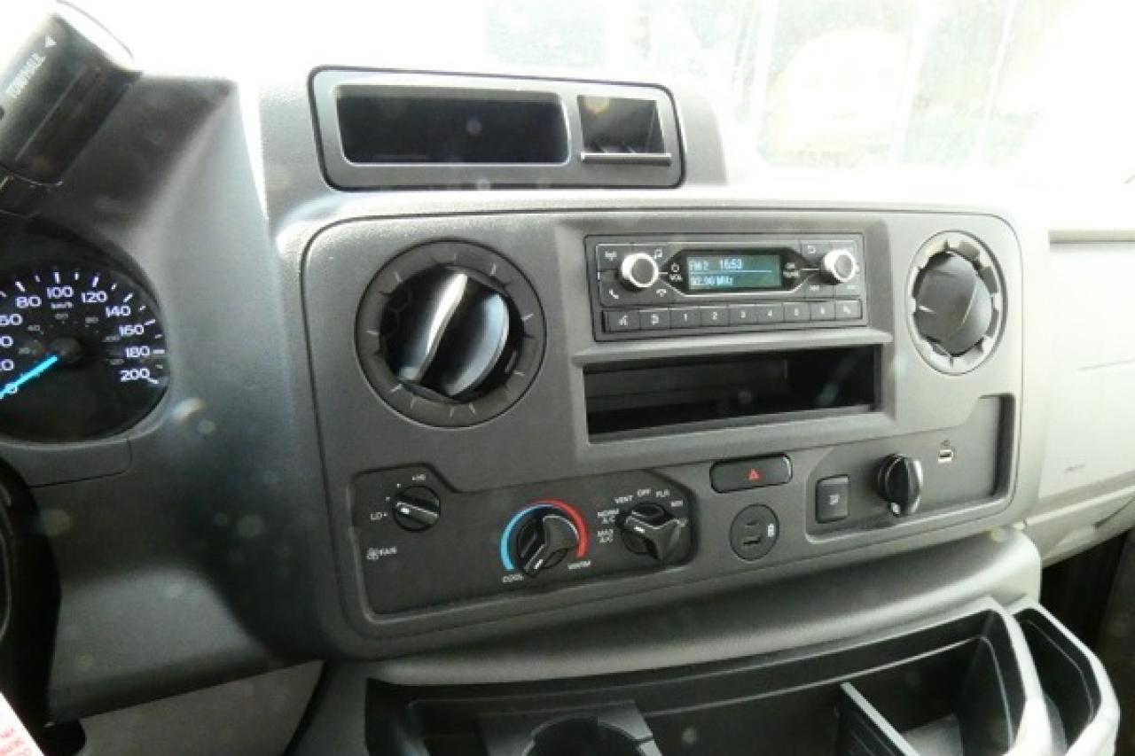 2024 Ford E-450 CUBE VAN DRW w/BUC - Photo #13