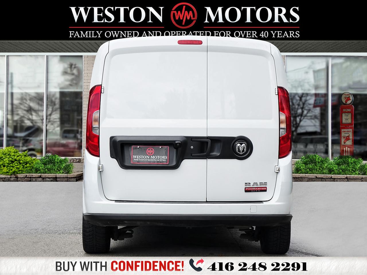 2018 RAM ProMaster City SLT*SHELVING*REVCAM*POWER WINDOWS Photo3