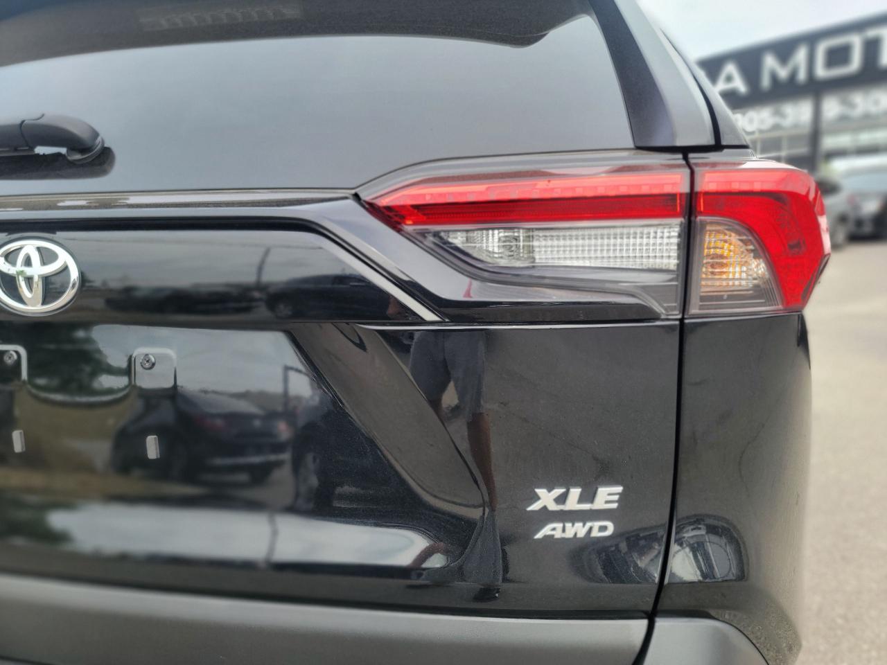 2023 Toyota RAV4 XLE - Photo #7