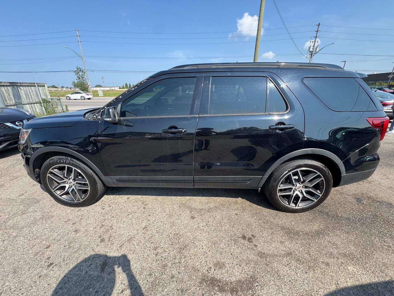 2016 Ford Explorer Sport, WELL MAINTAINED, 7 PASSENGER, CERTIFIED Photo1