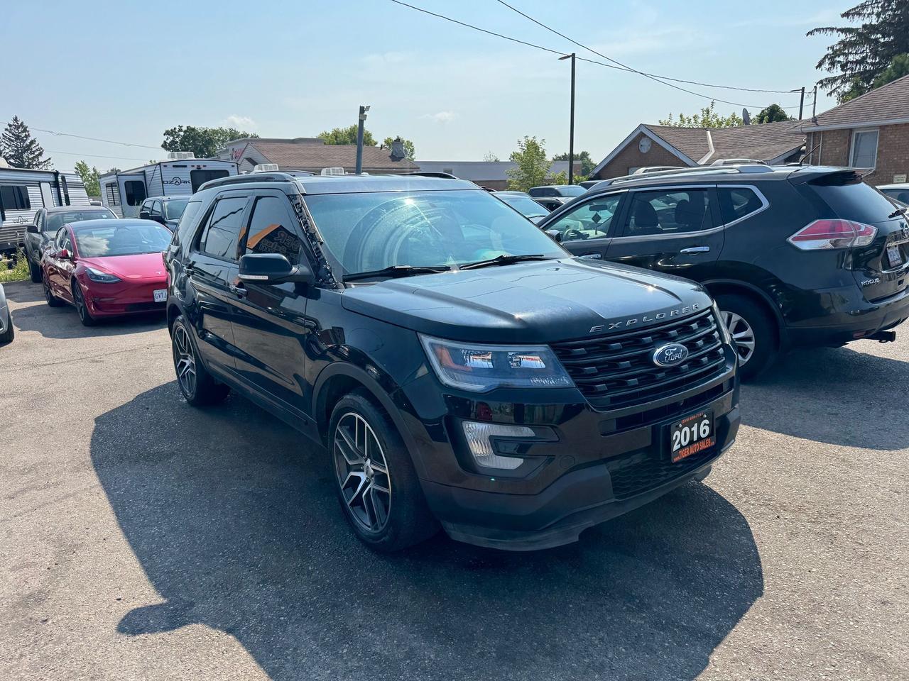 2016 Ford Explorer Sport, WELL MAINTAINED, 7 PASSENGER, CERTIFIED Photo