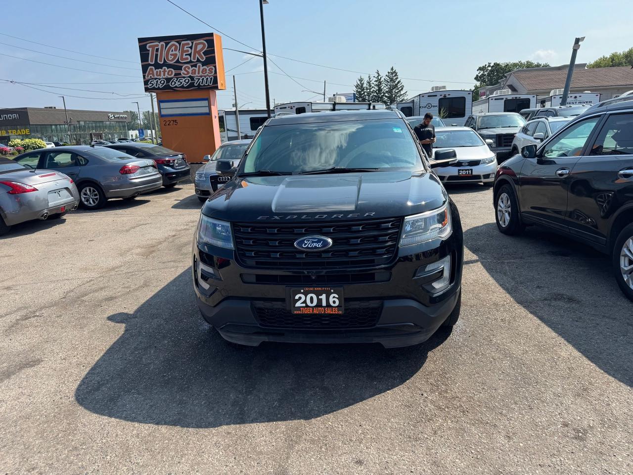 2016 Ford Explorer Sport, WELL MAINTAINED, 7 PASSENGER, CERTIFIED - Photo #8
