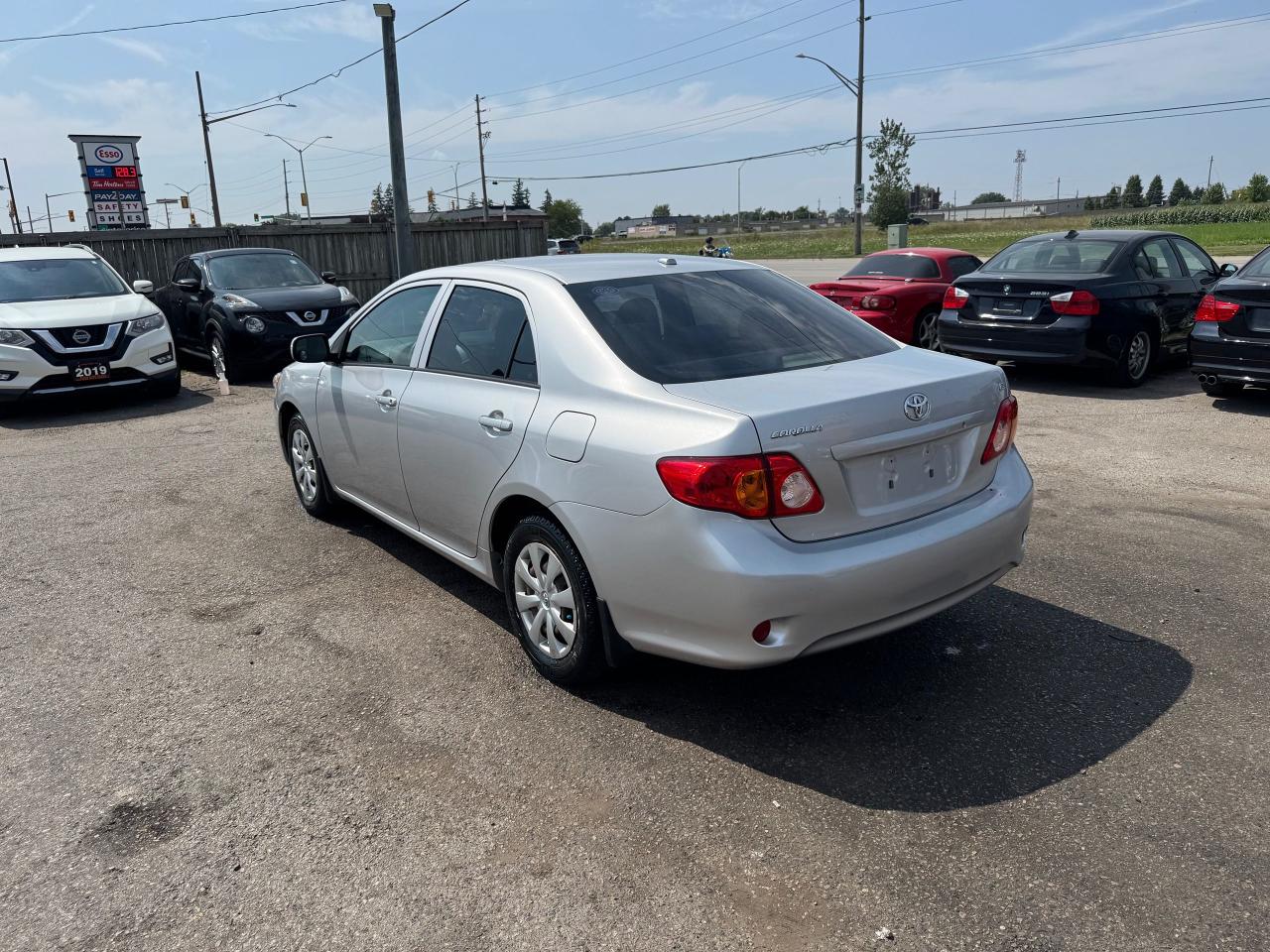 2010 Toyota Corolla CE, AUTO, LOW KMS, ONLY 32,000KMS, CERTIFIED - Photo #3