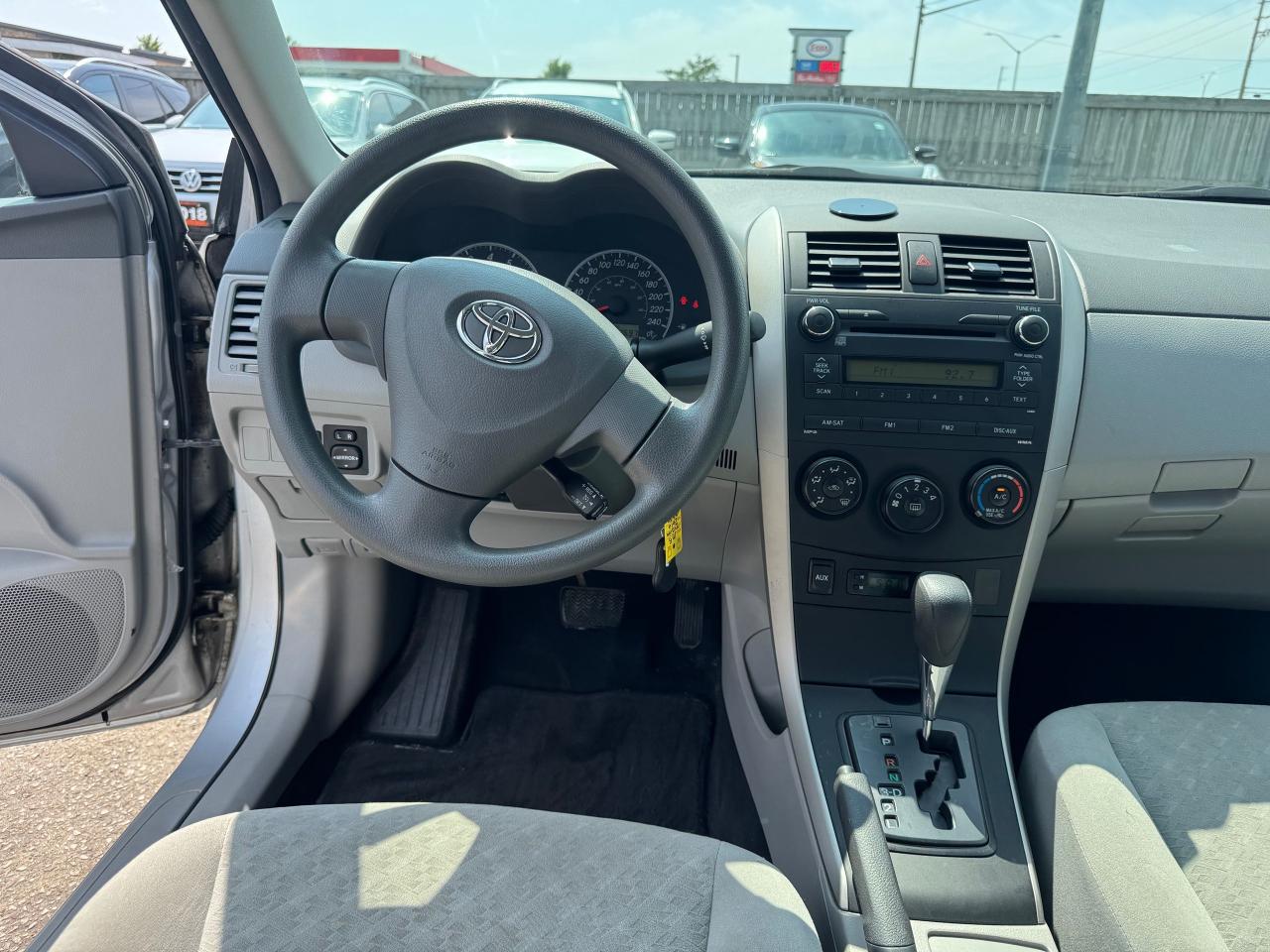 2010 Toyota Corolla CE, AUTO, LOW KMS, ONLY 32,000KMS, CERTIFIED - Photo #13