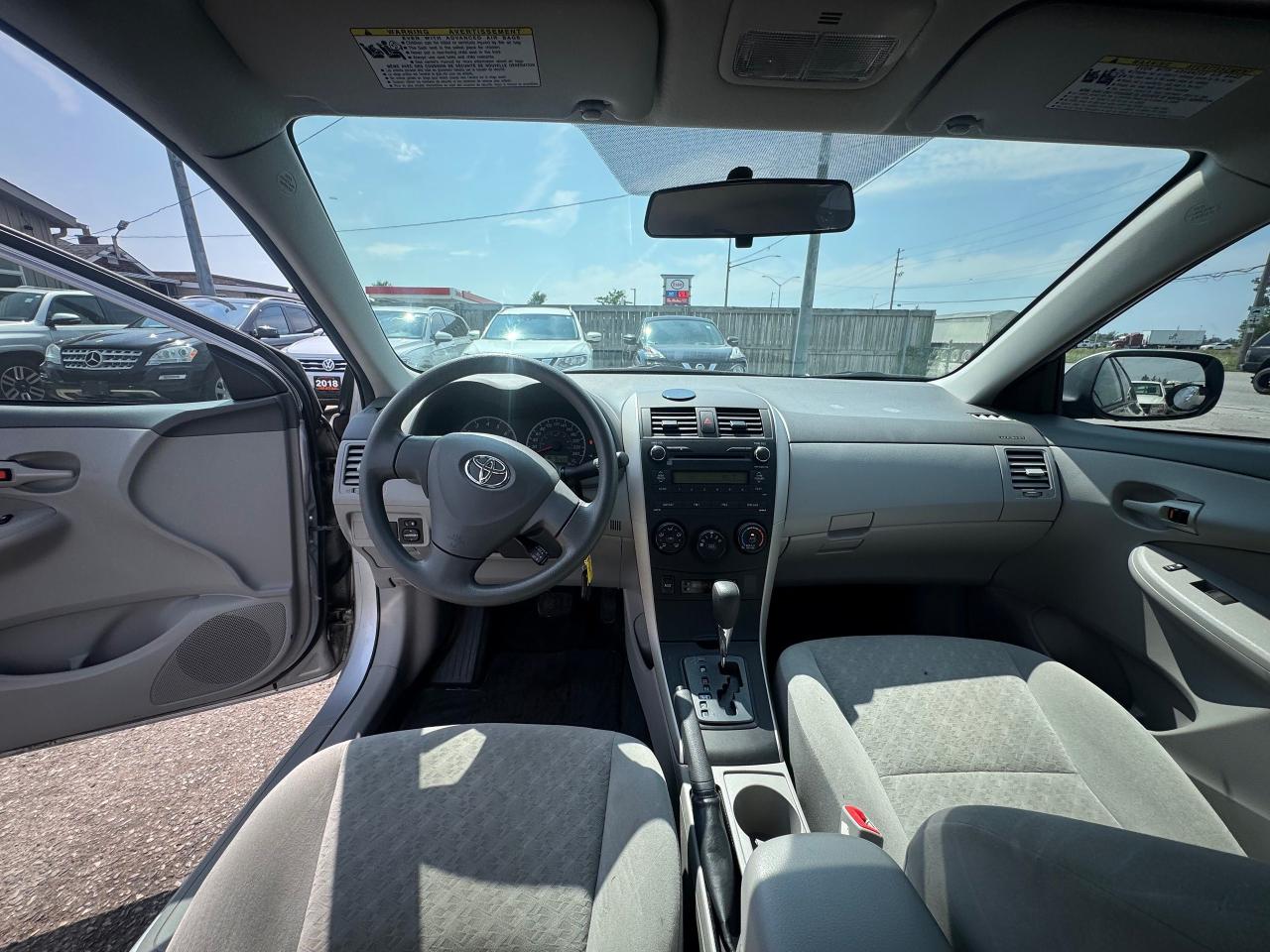 2010 Toyota Corolla CE, AUTO, LOW KMS, ONLY 32,000KMS, CERTIFIED - Photo #14