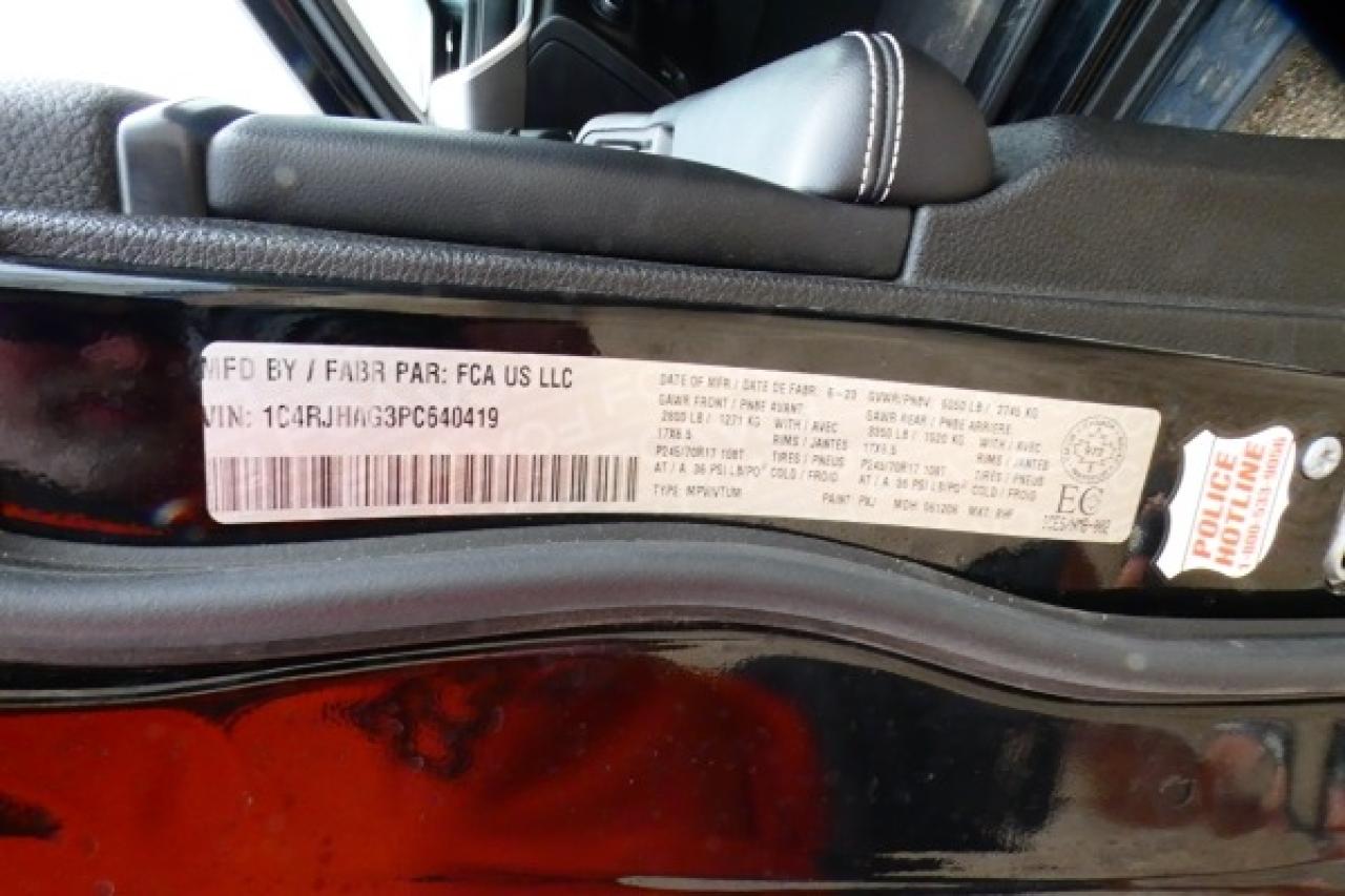 2023 Jeep Grand Cherokee Laredo 4x4 w/Htd cloth, S/R, BUC - Photo #19
