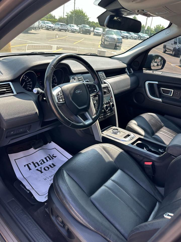 2015 Land Rover Discovery Sport HSE - Photo #10