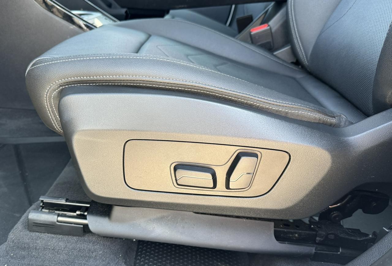 2023 BMW X1 xDrive28i Photo