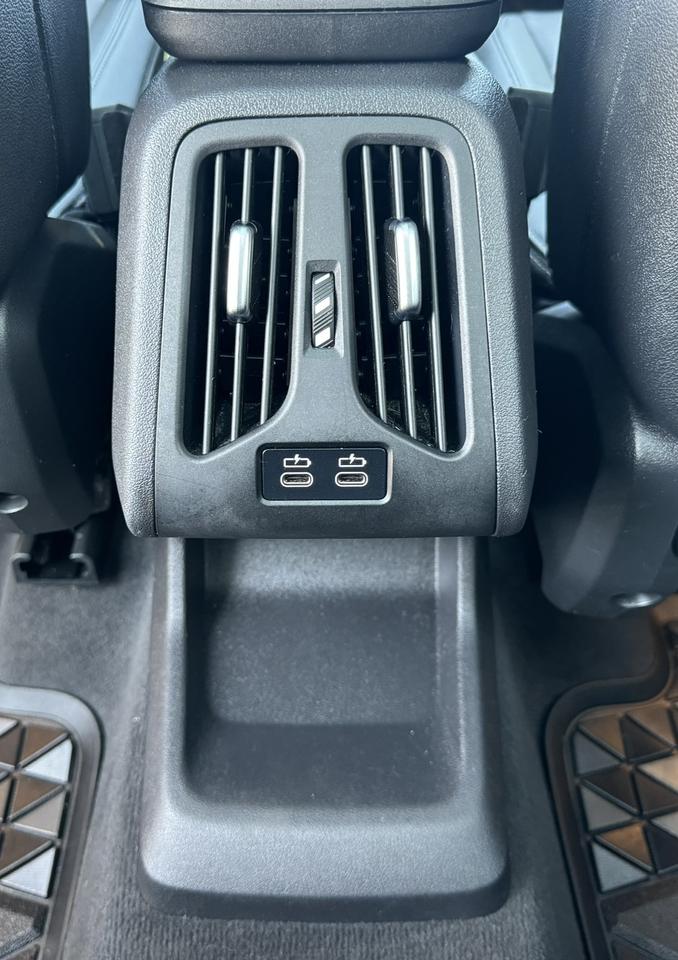 2023 BMW X1 xDrive28i Photo