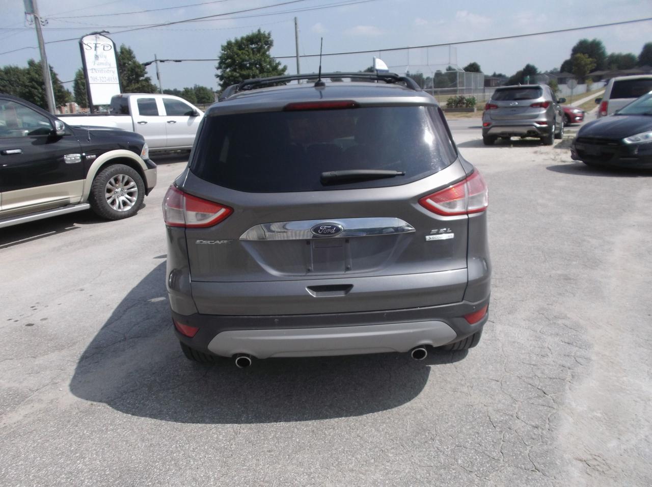 2013 Ford Escape SEL - Photo #4