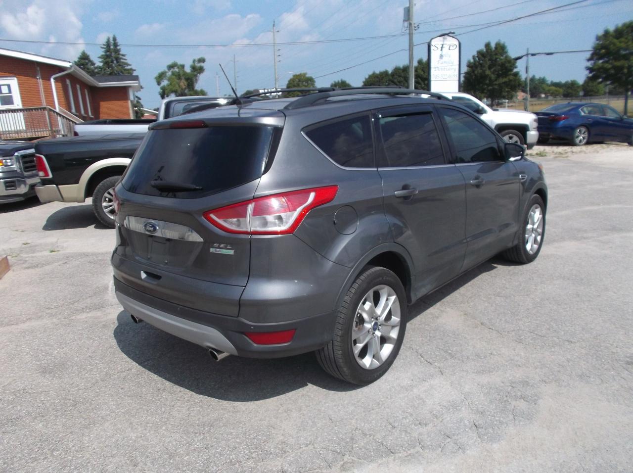 2013 Ford Escape SEL Photo4