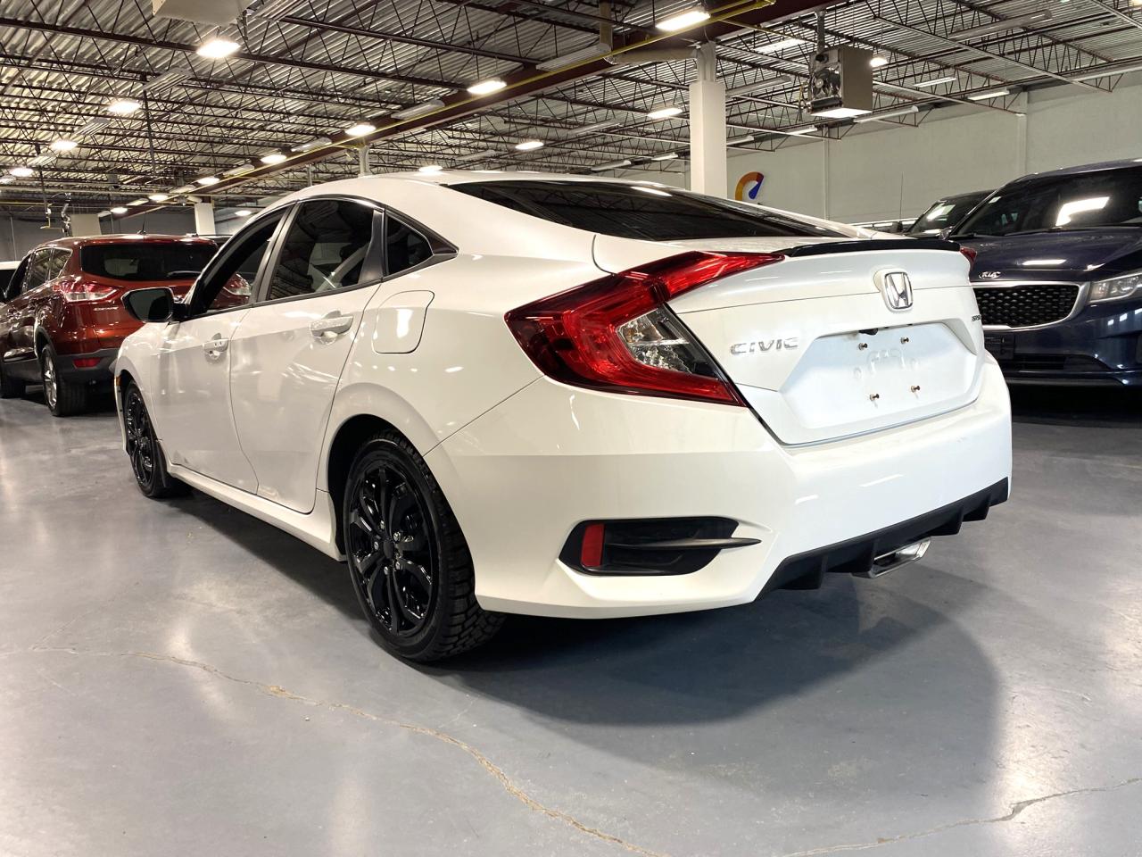 2021 Honda Civic Sport Photo2