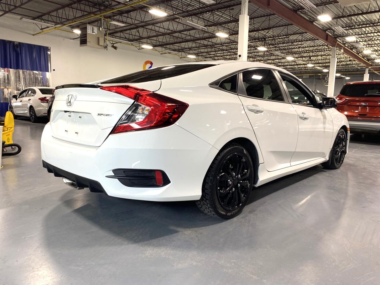 2021 Honda Civic Sport Photo4