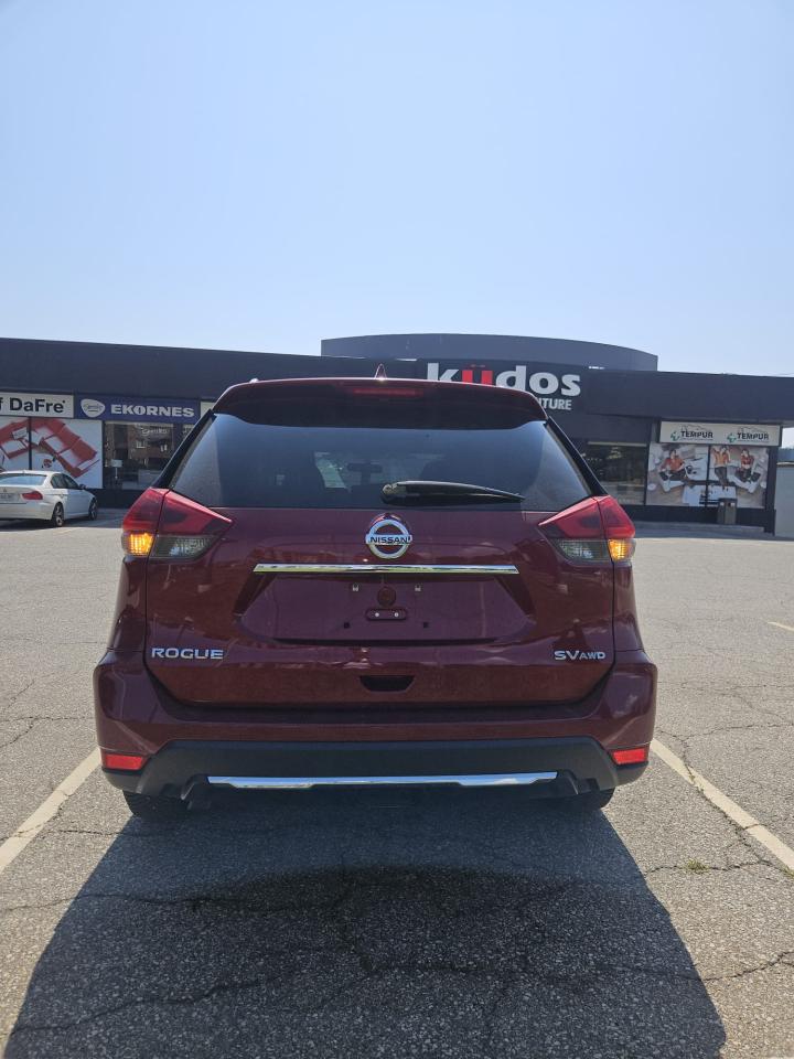 2018 Nissan Rogue AWD SV - Photo #13