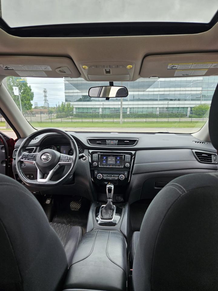 2018 Nissan Rogue AWD SV - Photo #18