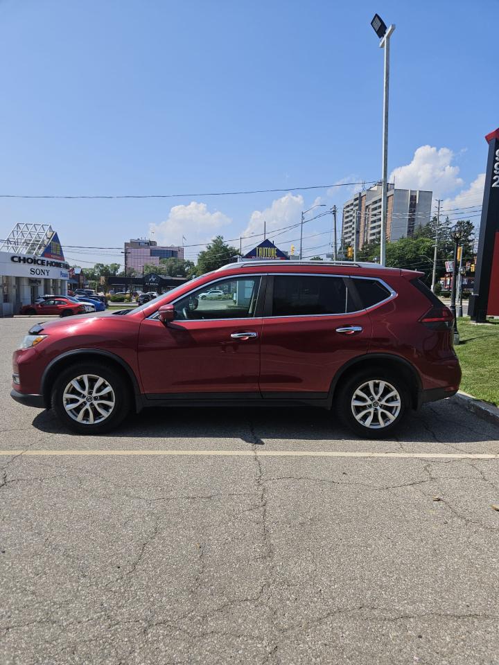 2018 Nissan Rogue AWD SV - Photo #12