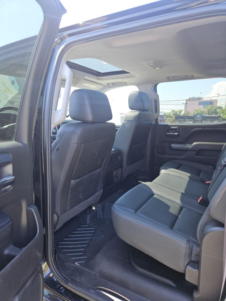 2017 GMC Sierra 1500 4WD Crew Cab 153.0" SLT - Photo #14