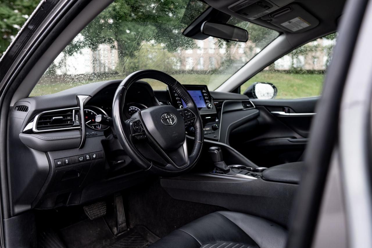 2022 Toyota Camry SE - Photo #7