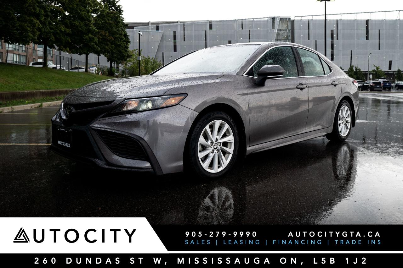Used 2022 Toyota Camry SE for sale in Mississauga, ON
