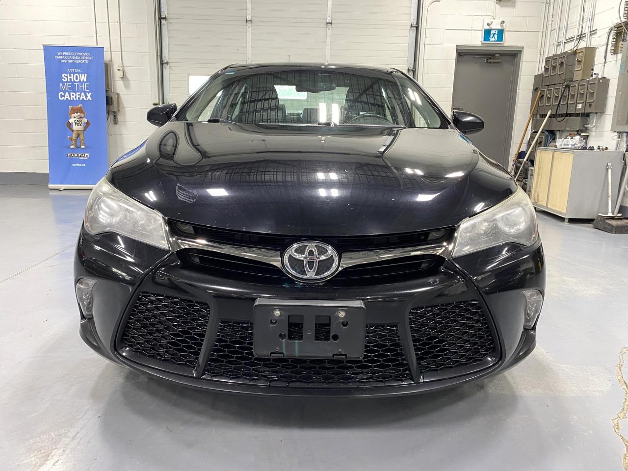 2015 Toyota Camry XSE - Photo #8