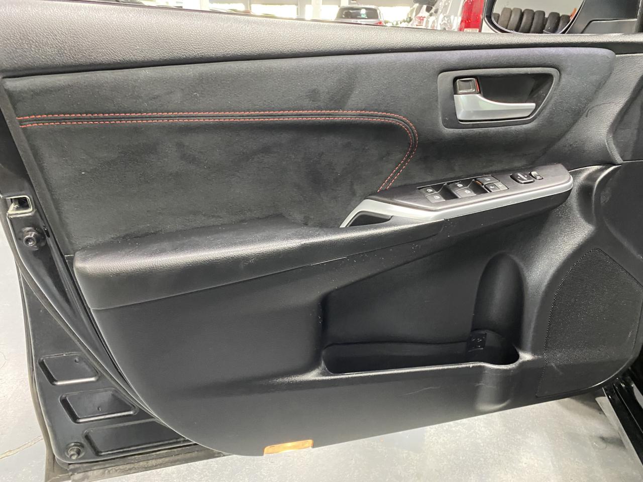 2015 Toyota Camry XSE - Photo #11