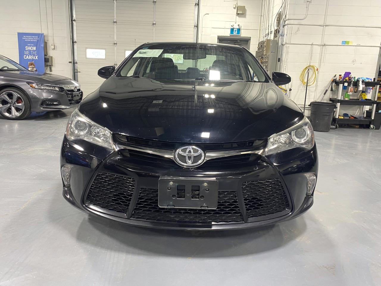 2015 Toyota Camry XSE Photo