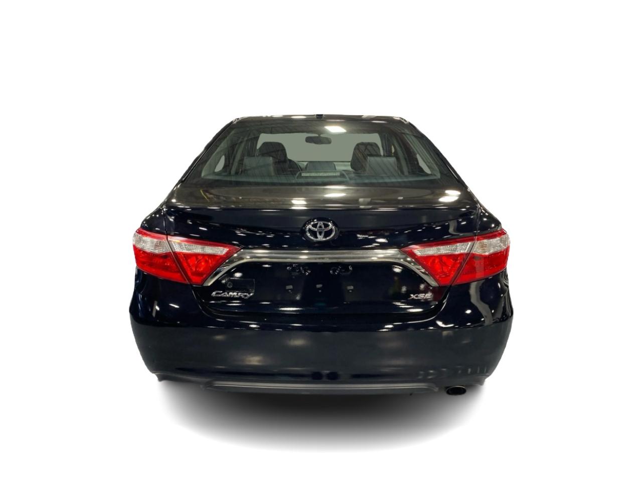 2015 Toyota Camry XSE Photo