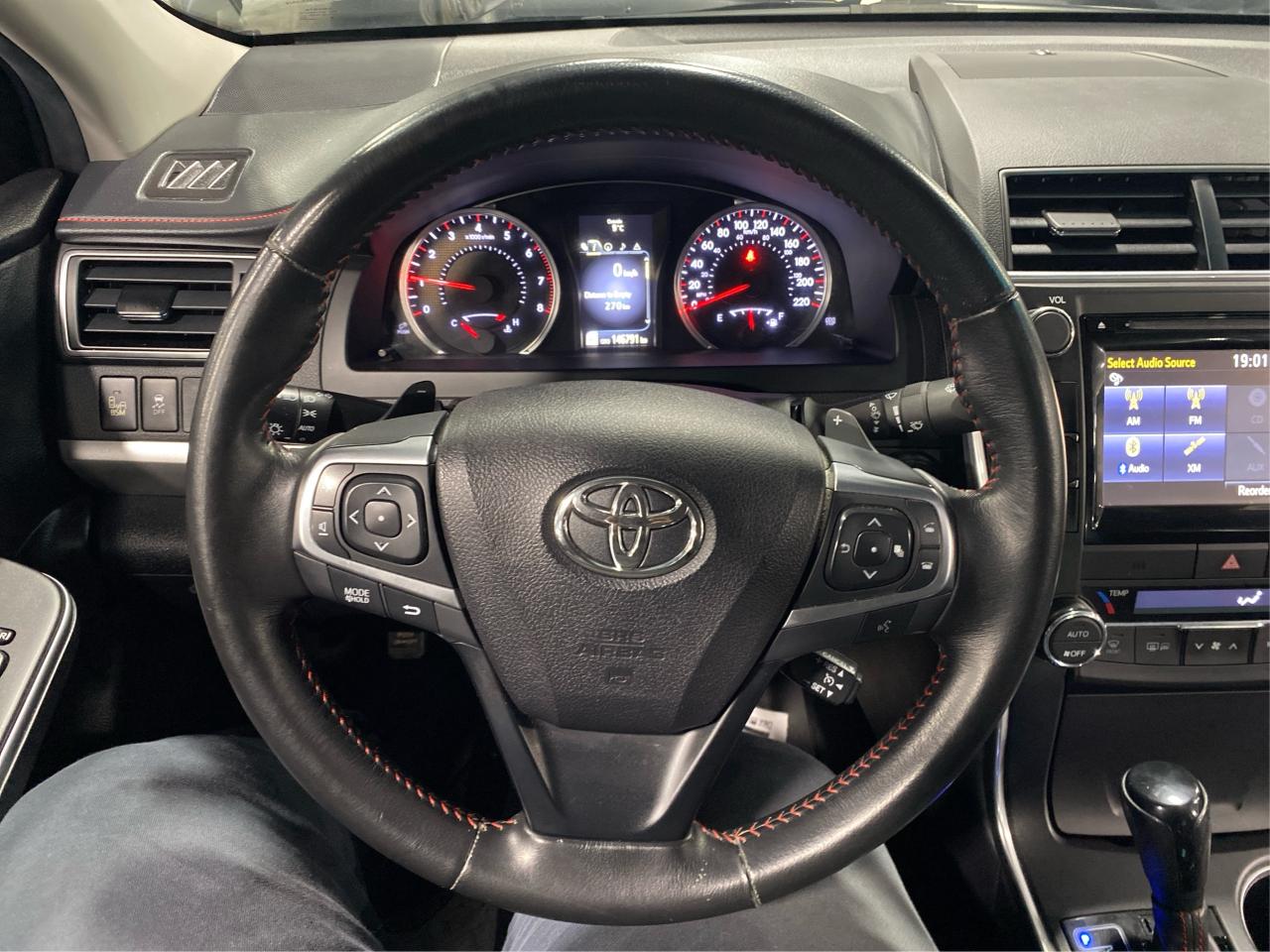 2015 Toyota Camry XSE Photo