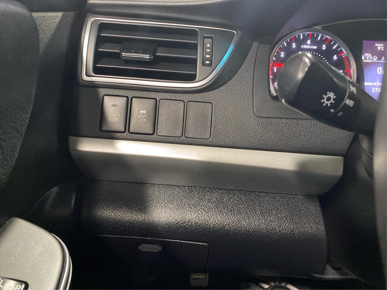 2015 Toyota Camry XSE Photo