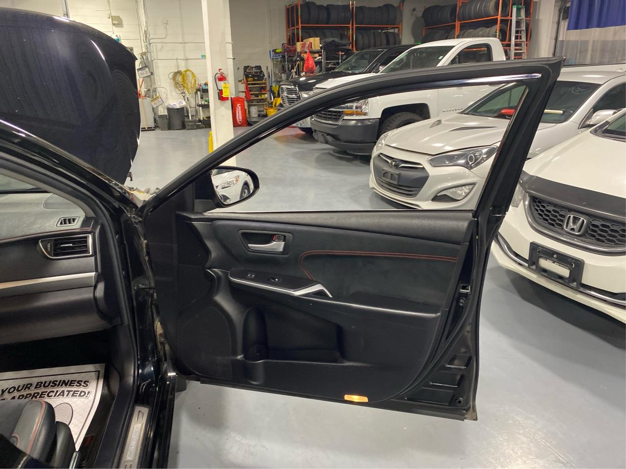 2015 Toyota Camry XSE Photo