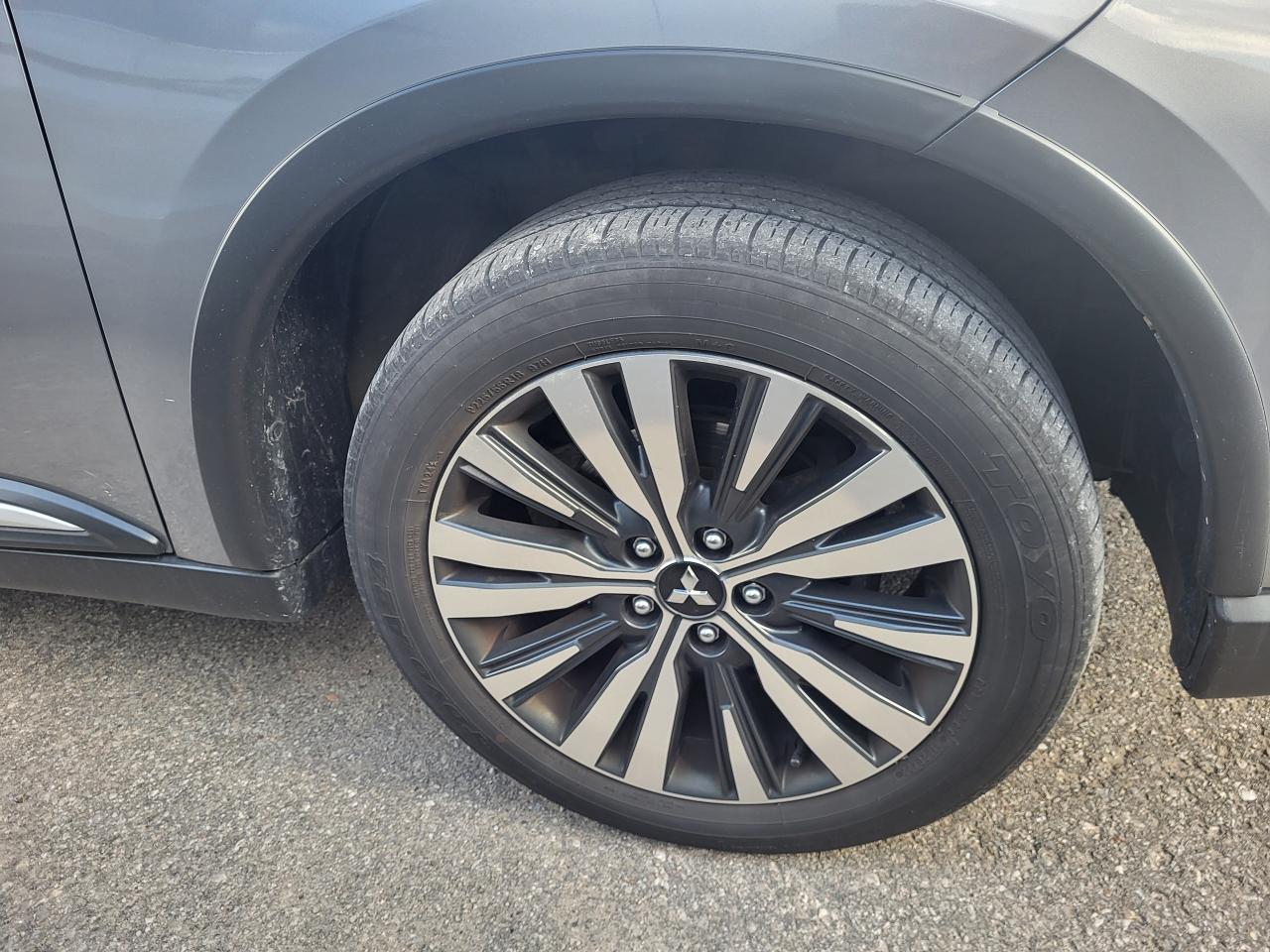 2020 Mitsubishi Outlander GT Photo