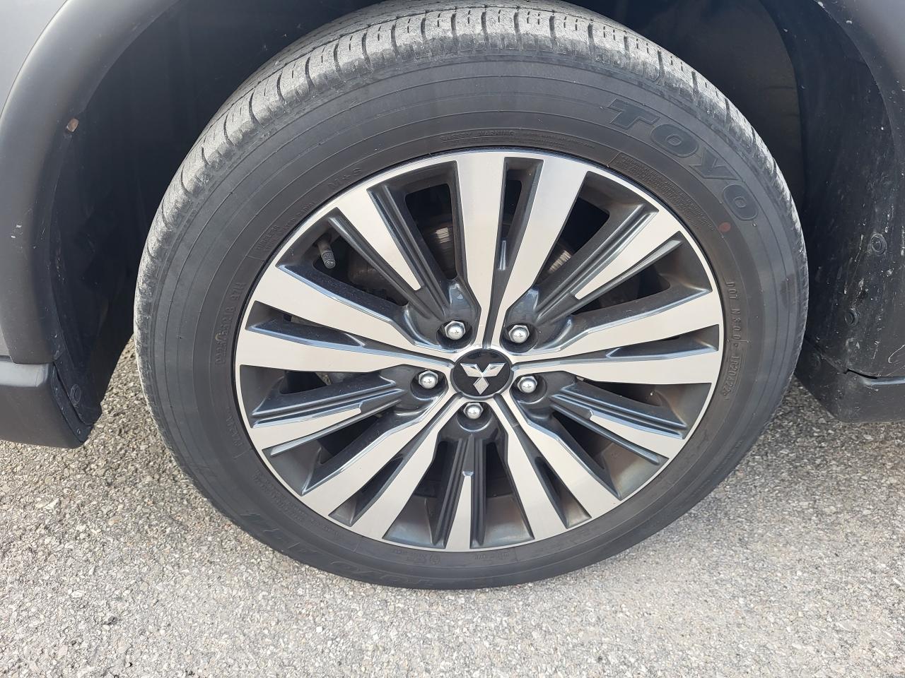 2020 Mitsubishi Outlander GT Photo