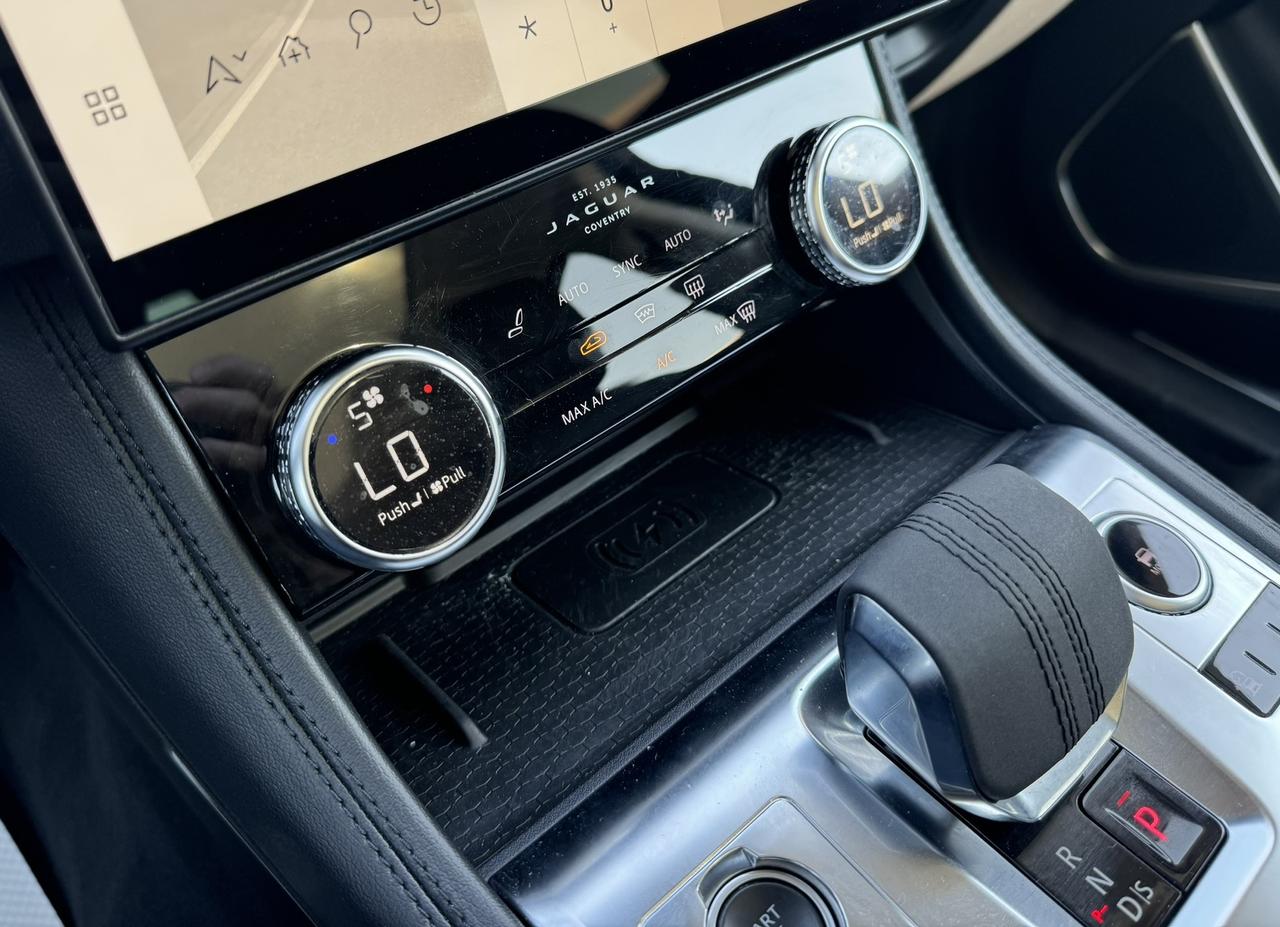 2022 Jaguar F-PACE P250 S Photo