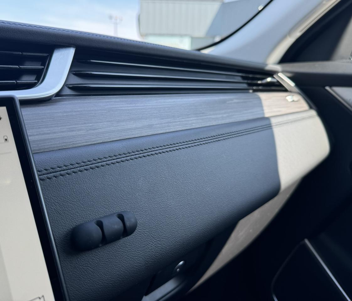 2022 Jaguar F-PACE P250 S Photo