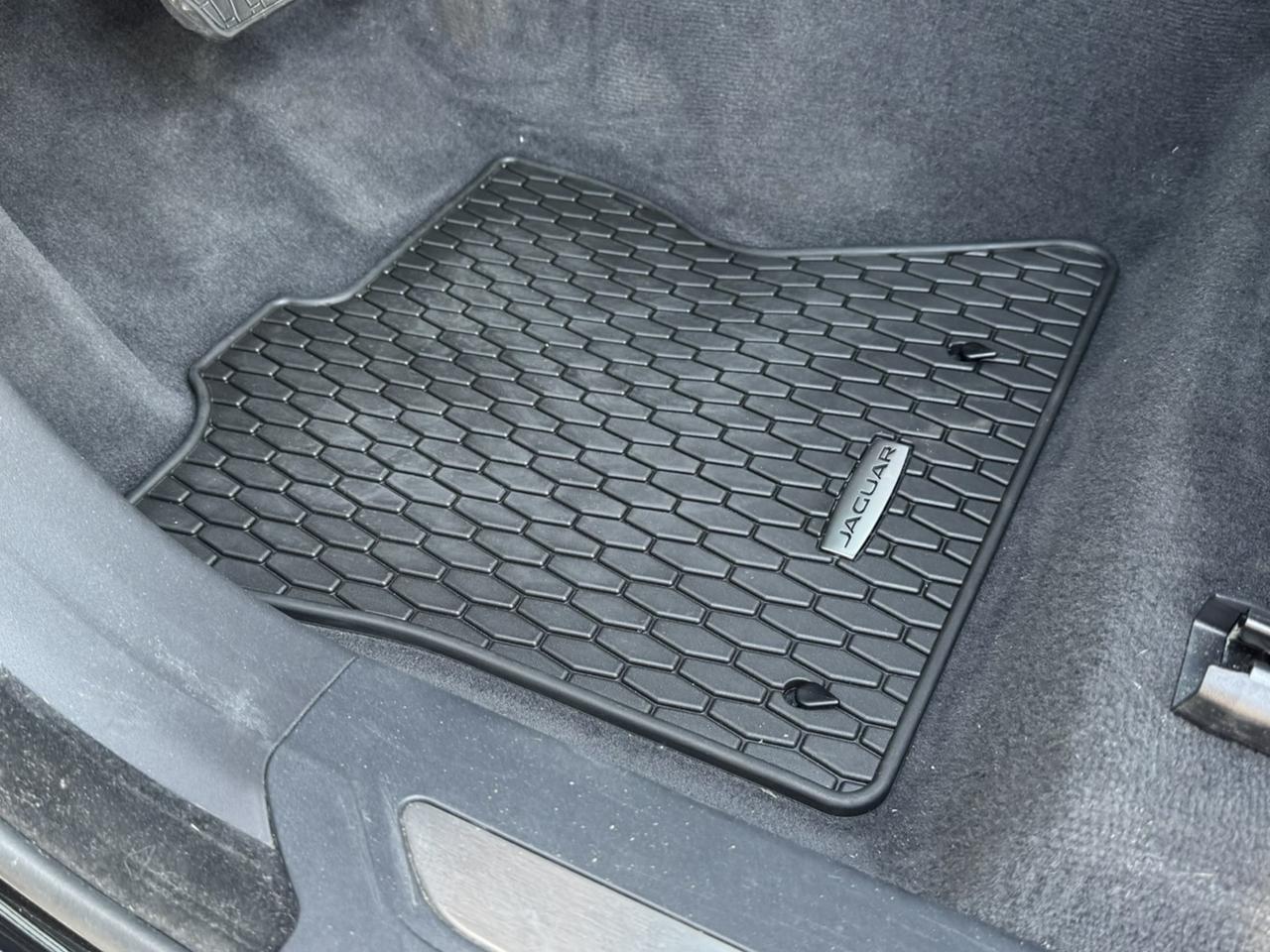 2022 Jaguar F-PACE P250 S Photo