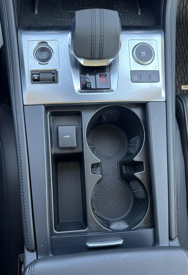 2022 Jaguar F-PACE P250 S Photo