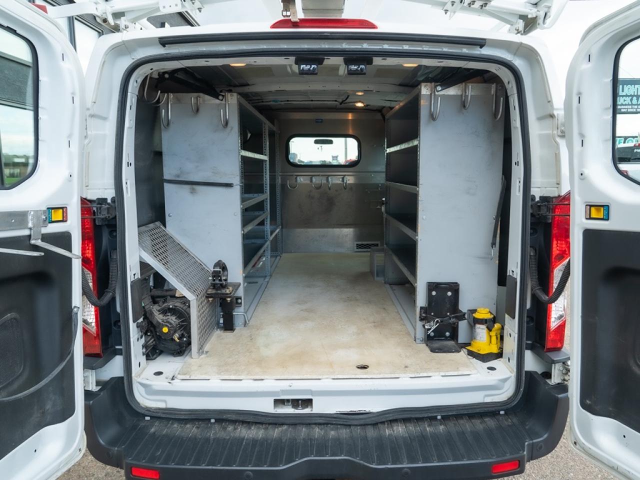 2016 Ford Transit Cargo Van 150 Van Low Roof w/Sliding Pass. 130-in. WB Photo7